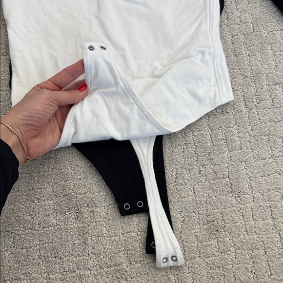 Lot of 5 Abercrombie & Fitch Tan Bodysuits - Picture 10 of 12